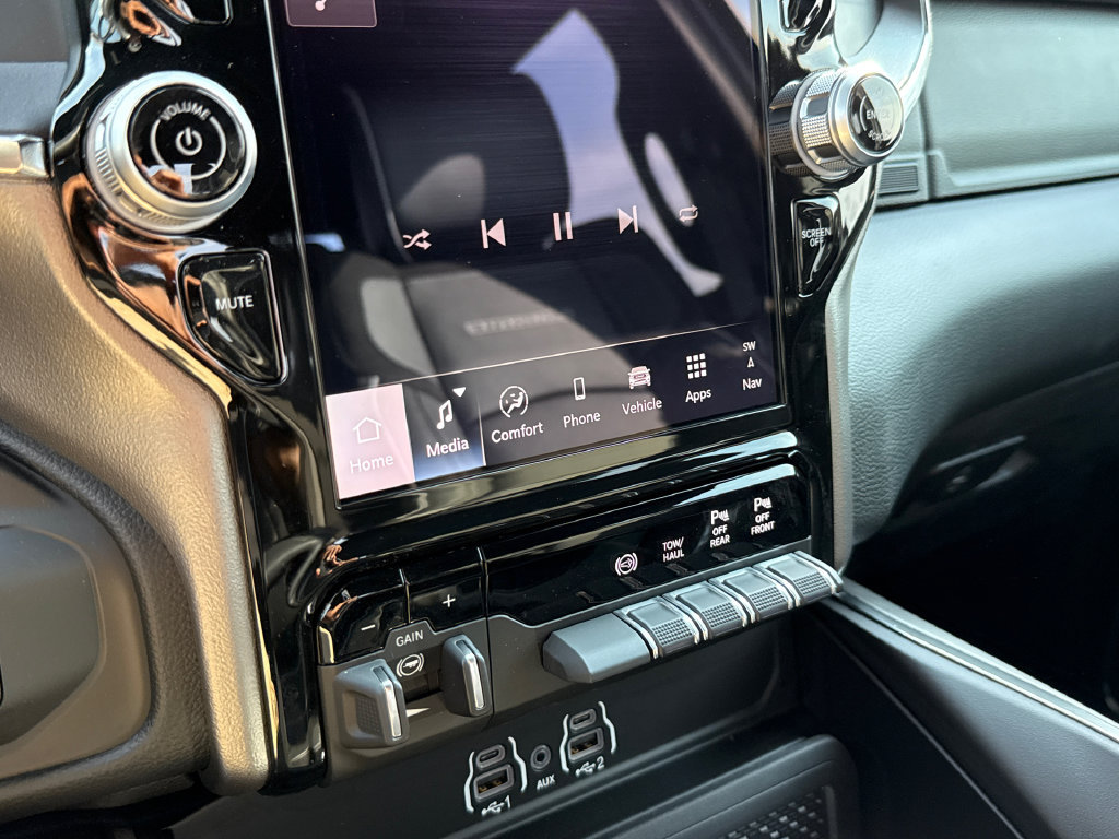 New 2027 RAM 2500 Laramie AWD/4WD image 27