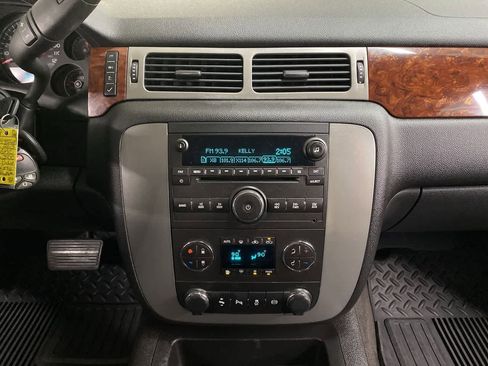 Used 2013 GMC Sierra 2500 SLT w/ SLT Convenience Package image 23