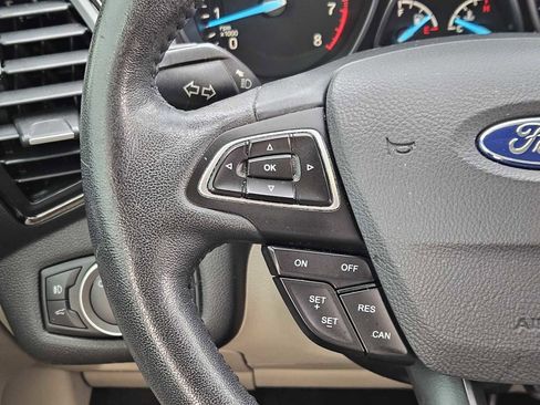 Used 2018 Ford Escape SEL image 25