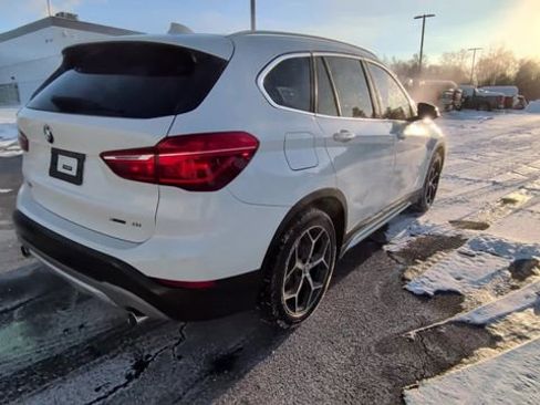 Used 2018 BMW X1 xDrive28i image 9