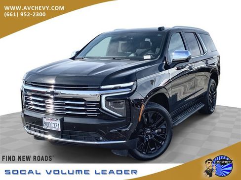 Certified 2025 Chevrolet Tahoe Premier image 1