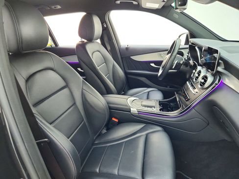 Certified 2022 Mercedes-Benz GLC 300 image 28