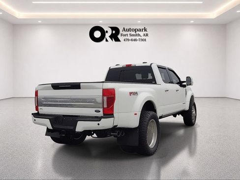 Used 2022 Ford F450 Platinum w/ FX4 Off-Road Package AWD/4WD image 5