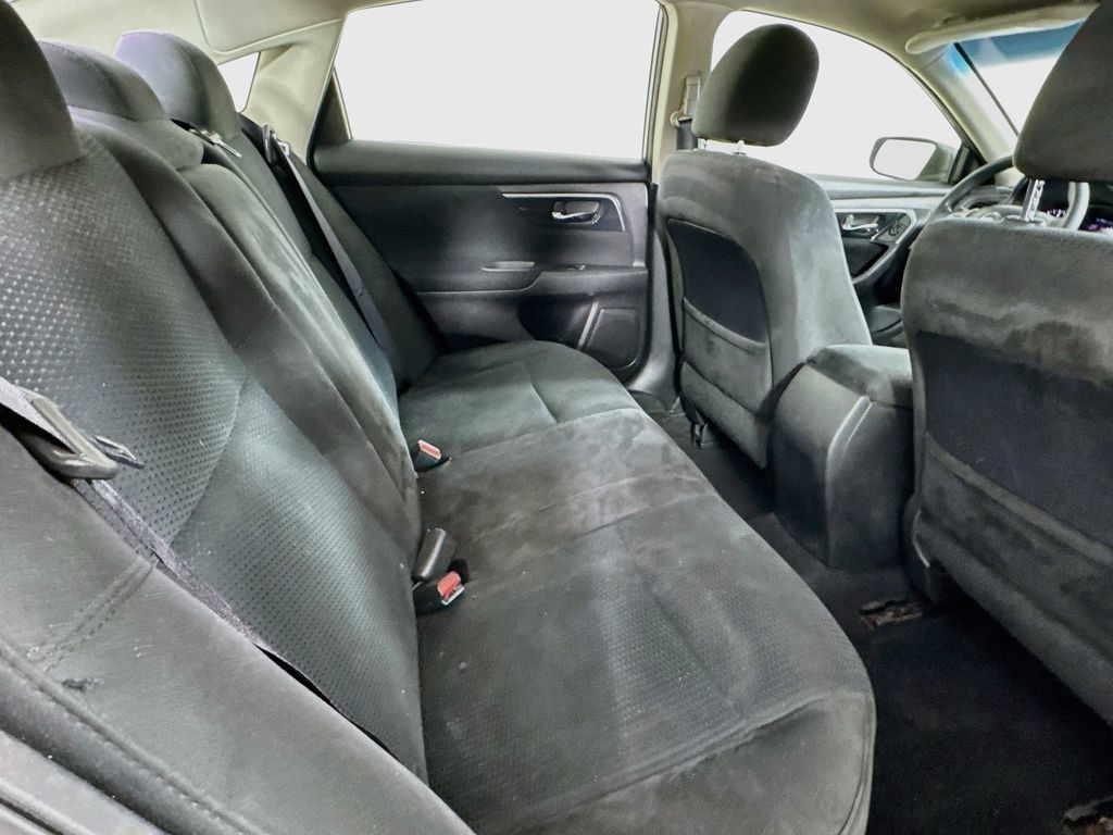 Used 2014 Nissan Altima 2.5 S FWD image 29