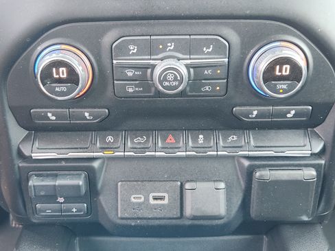 Used 2020 Chevrolet Silverado 1500 RST w/ Texas Edition RWD image 20