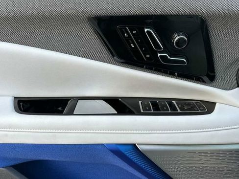 New 2026 Cadillac Optiq Luxury 1 image 11