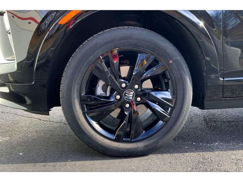 Used 2024 Buick Encore GX Sport Touring w/ Comfort Package image 9