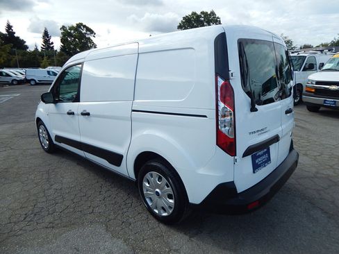 Used 2019 Ford Transit Connect XLT image 5