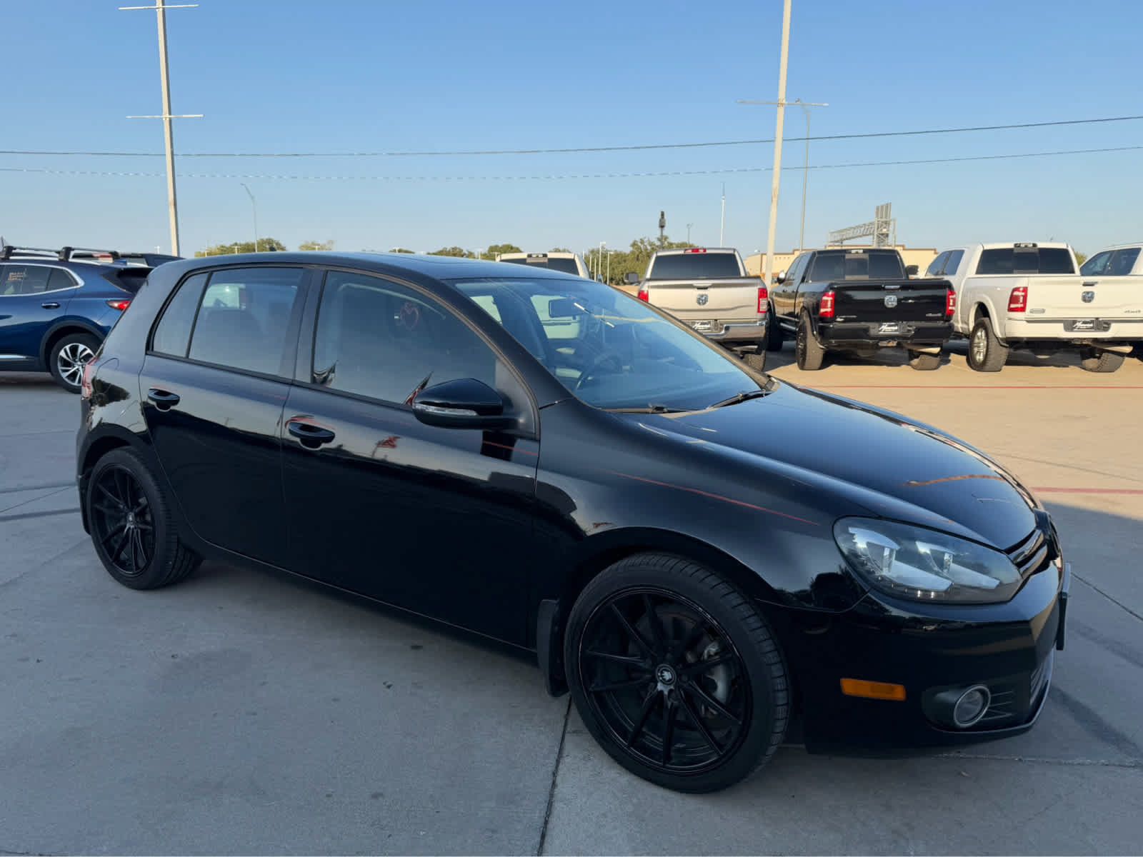 Used 2013 Volkswagen Golf TDI FWD image 4