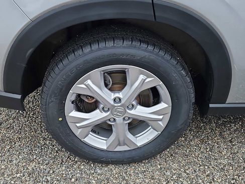 Certified 2024 Honda HR-V LX image 9