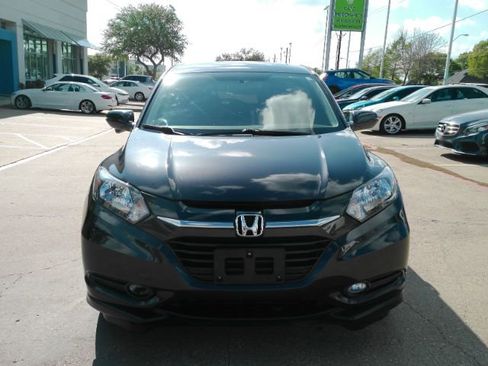 Used 2016 Honda HR-V EX image 2