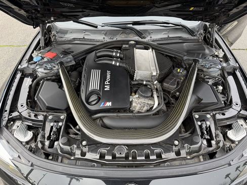 Used 2020 BMW M4 Coupe w/ Competition Package image 16