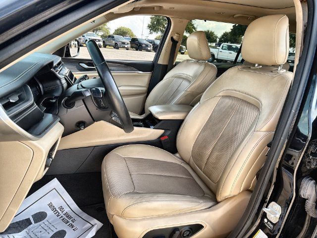 Used 2021 Jeep Grand Cherokee L Limited w/ Luxury Tech Group II AWD/4WD image 11