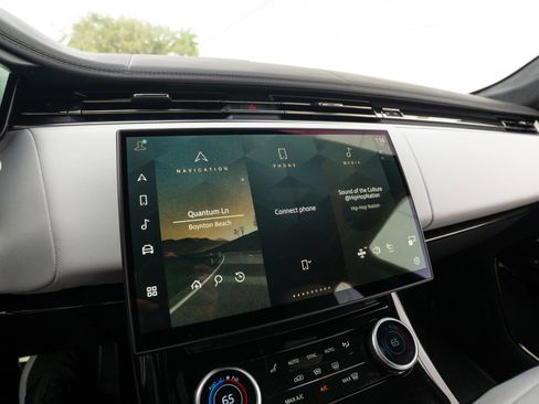 Used 2023 Land Rover Range Rover Sport First Edition image 59