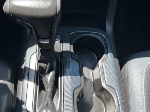 Used 2020 Chevrolet Colorado Z71 AWD/4WD image 24