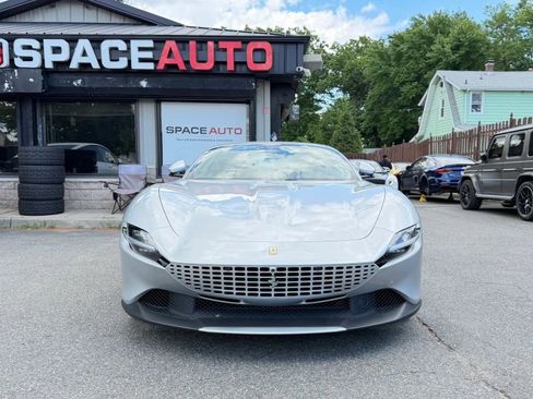 Used 2021 Ferrari Roma RWD image 2