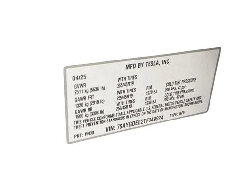 Used 2026 Tesla Model Y Long Range AWD/4WD image 46