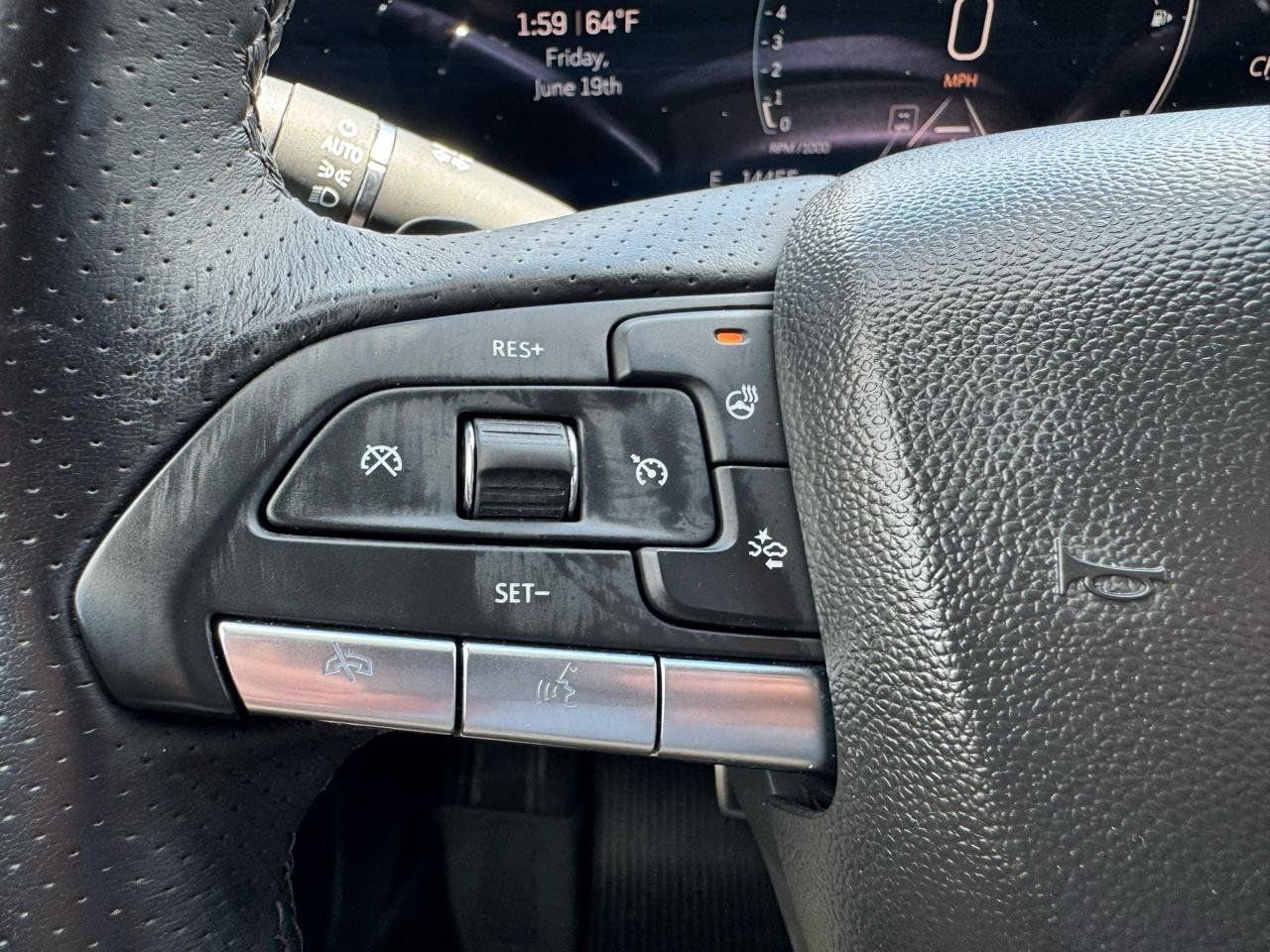 Used 2025 Cadillac XT4 Sport AWD/4WD image 18