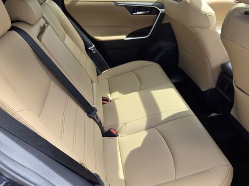 Used 2025 Toyota RAV4 XLE Premium image 16