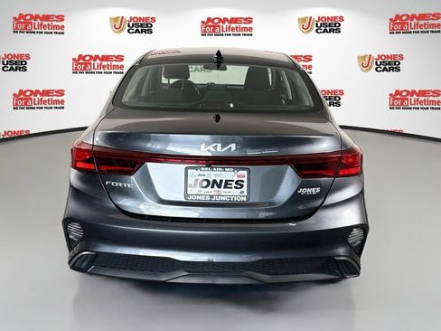 Used 2024 Kia Forte LXS FWD image 13