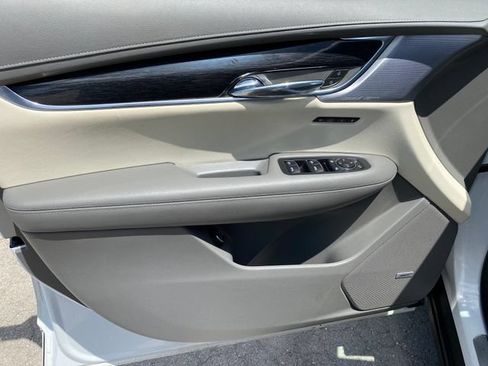 Used 2020 Cadillac XT6 Premium Luxury FWD image 10