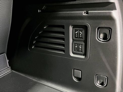 New 2026 Buick Enclave Avenir w/ Super Cruise Package image 16