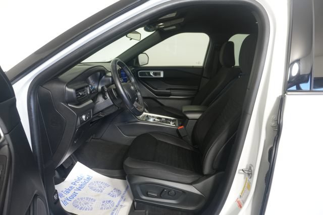 Used 2020 Ford Explorer XLT w/ Comfort Package AWD/4WD image 23