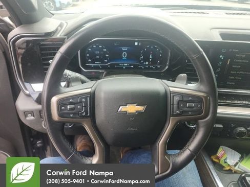 Used 2022 Chevrolet Silverado 1500 High Country AWD/4WD image 25