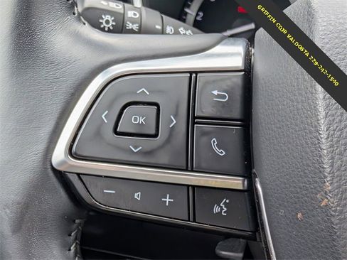 Used 2021 Toyota Highlander XSE image 28