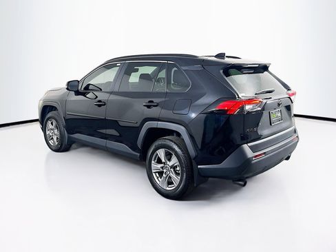Used 2025 Toyota RAV4 XLE image 5