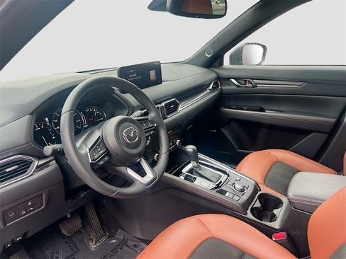 Used 2025 MAZDA CX-5 Carbon Edition image 9