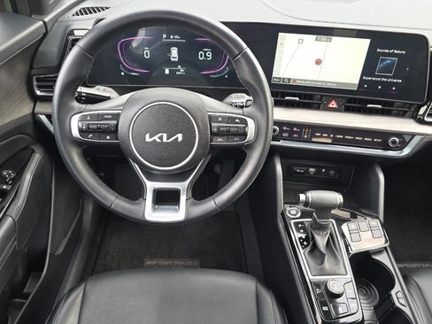 Used 2024 Kia Sportage X-Line w/ X-Line Premium Package image 15