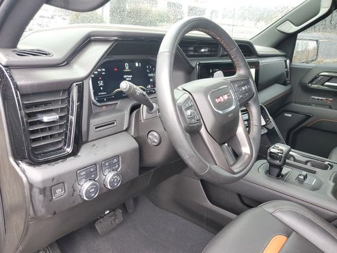 Used 2023 GMC Sierra 1500 AT4 image 17