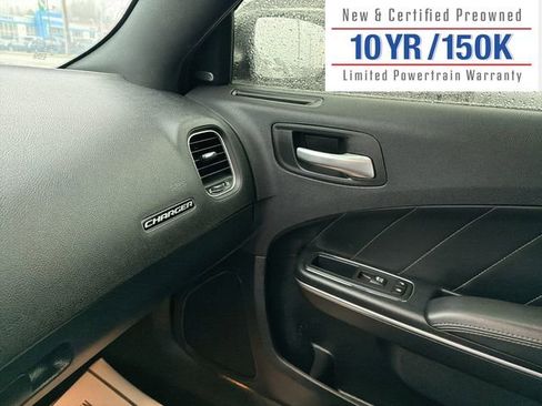 Used 2018 Dodge Charger GT image 23