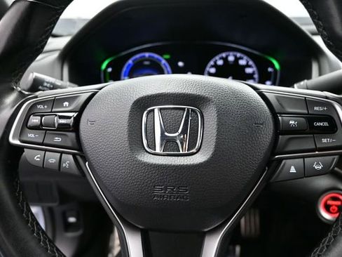 Used 2022 Honda Accord Sport image 14