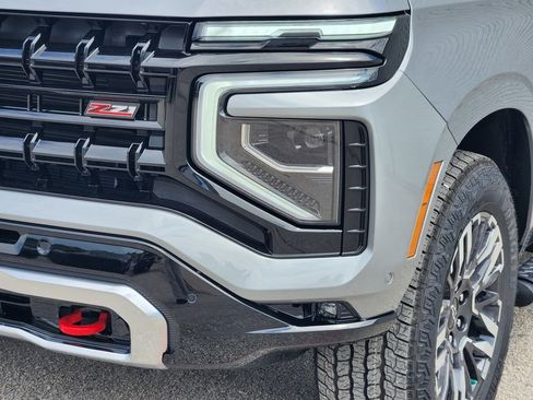 New 2026 Chevrolet Tahoe Z71 w/ Comfort Package AWD/4WD image 6