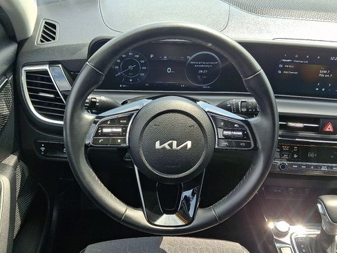 Used 2024 Kia Seltos S AWD/4WD image 12