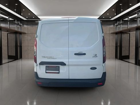 Used 2022 Ford Transit Connect XLT FWD image 4