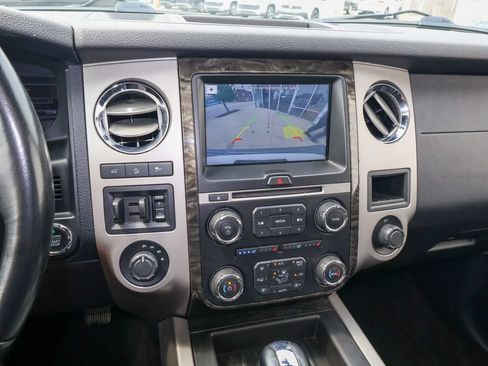 Used 2016 Ford Expedition Limited w/ Equipment Group 301A AWD/4WD image 25