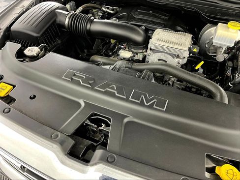 Used 2023 RAM 1500 Laramie AWD/4WD image 31