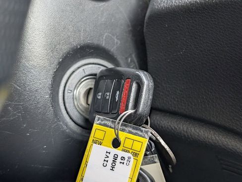 Used 2019 Honda Civic LX image 17