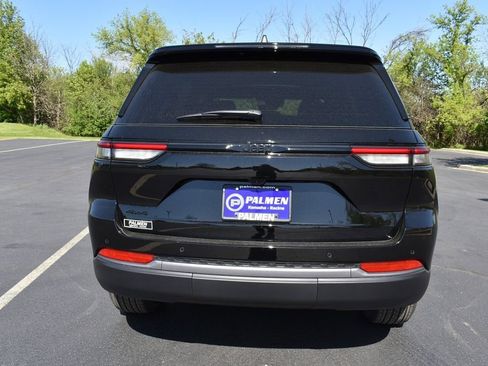 New 2026 Jeep Grand Cherokee Altitude AWD/4WD image 5