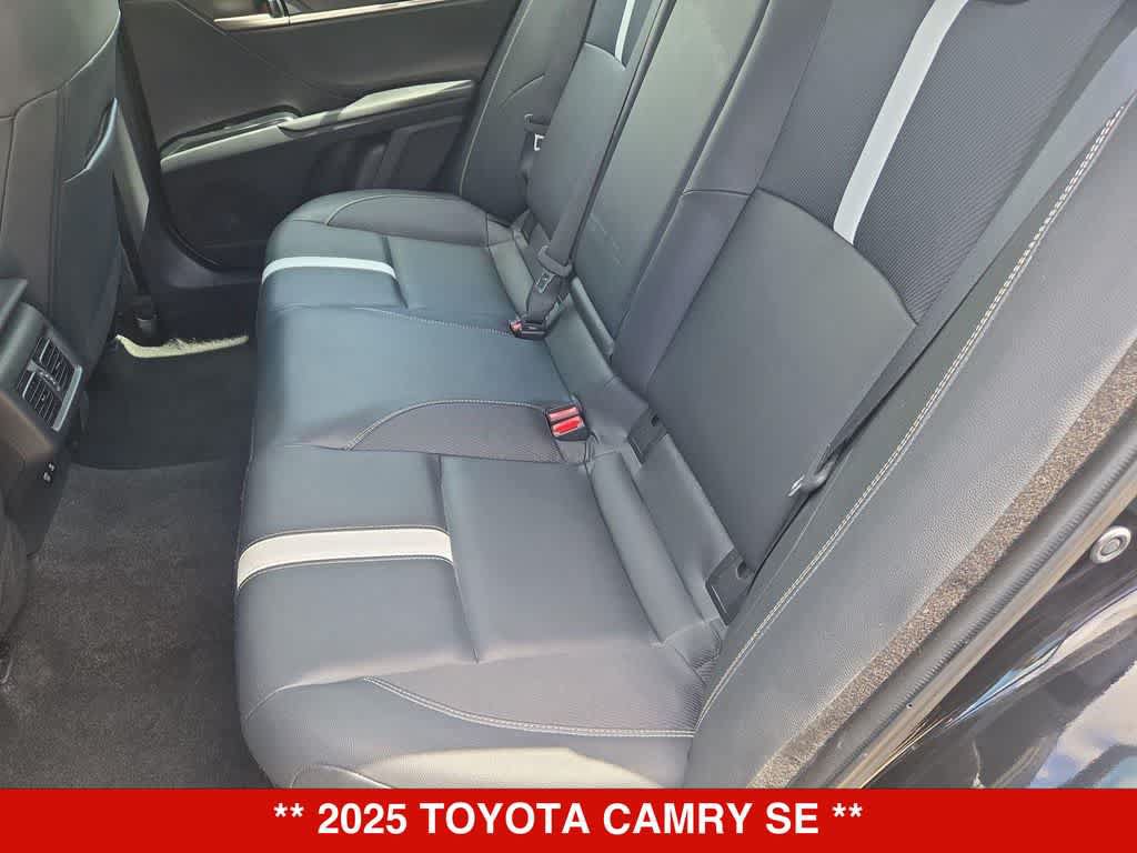 Used 2025 Toyota Camry SE FWD image 19