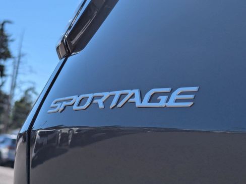 Used 2024 Kia Sportage EX FWD image 34