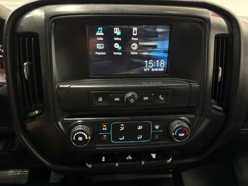 Used 2019 GMC Sierra 2500 4x4 Crew Cab w/ Sierra Convenience Package image 19