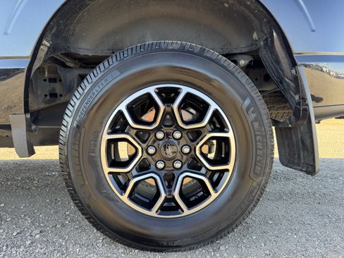 Certified 2022 Ford F150 Lariat w/ Equipment Group 502A High image 20