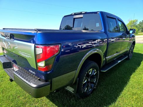 Used 2020 Nissan Titan Platinum Reserve image 6