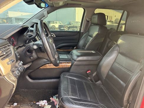 Used 2015 GMC Yukon Denali w/ Premium Package image 9