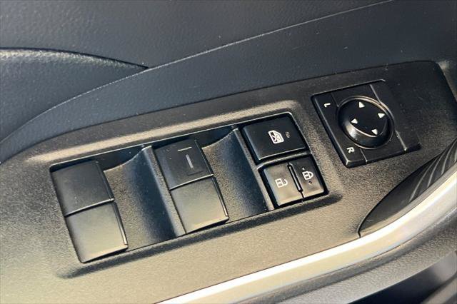 Certified 2022 Toyota RAV4 LE AWD/4WD image 13