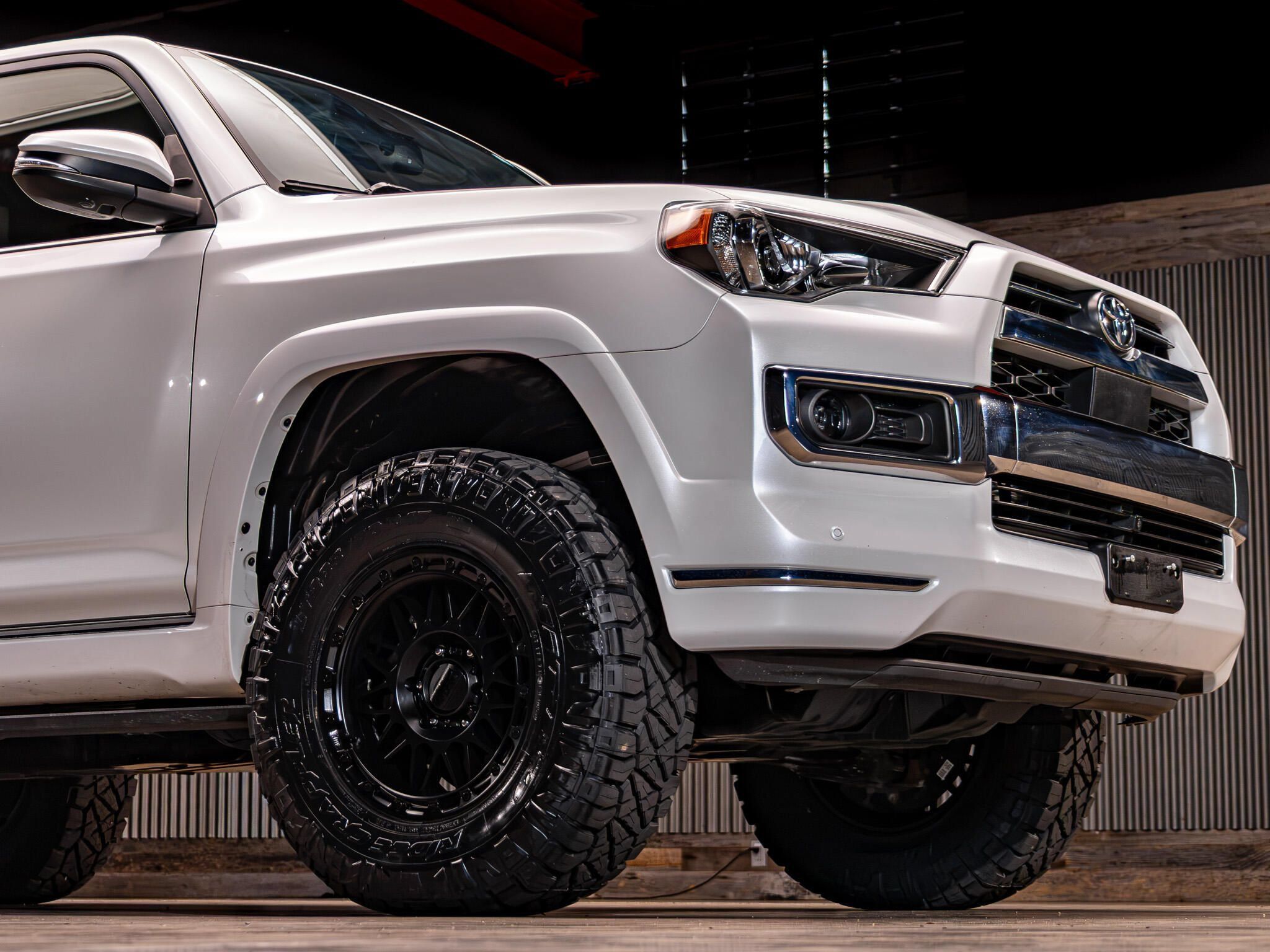 Used 2024 Toyota 4Runner Limited AWD/4WD image 12